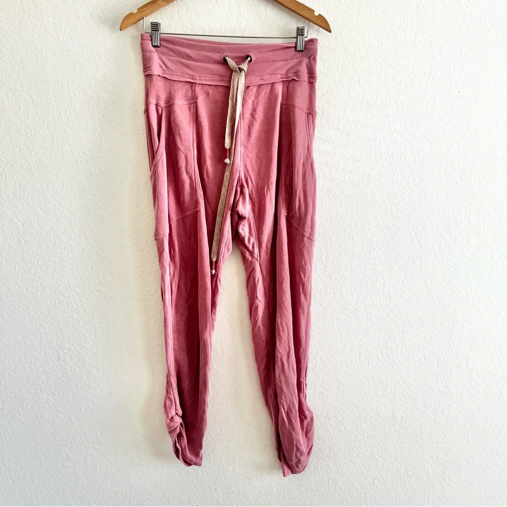Free People Movement Ready Go Jogger Slouchy Sweatpants in Pink Sz S - Picture 4 of 10